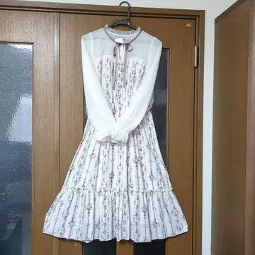 택 포함 새상품 axes femme 로즈 스트라이프 OP