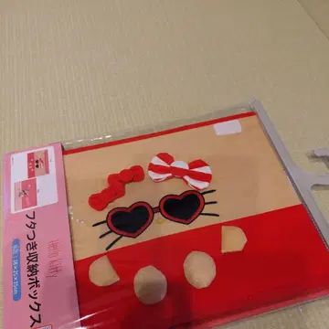 헬로키티 덮개 포함 수납 박스