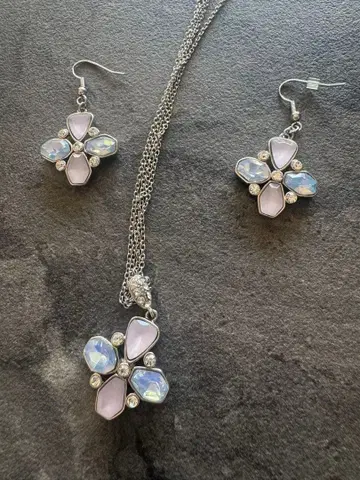 플라워 모티브 목걸이 귀찌 세트