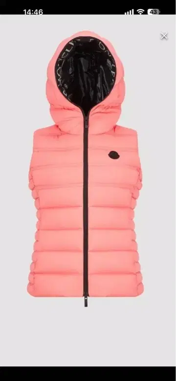 옷걸이 포함 MONCLER 후드 핑크 다운 베스트 2024년 모델 레어