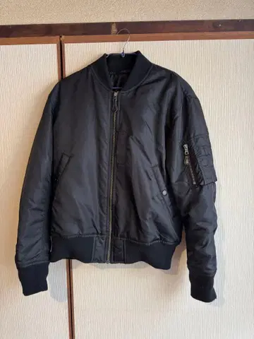 블랙 MA-1 플라이트 자켓