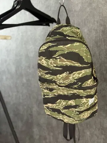 NEIGHBORHOOD 타이거 카모 백팩