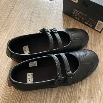 [컨디션 최상] 오니츠카 타이거 플랫슈즈 23cm