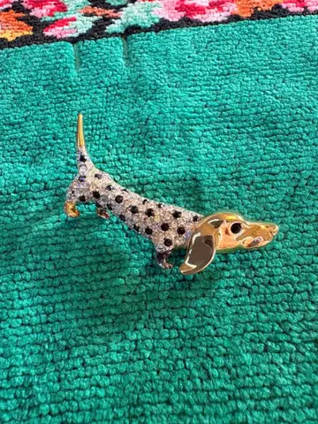 닥스훈트 브로치 골드