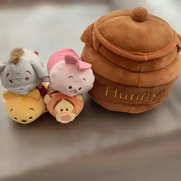 디즈니 스토어 곰돌이 푸 하우 스포트