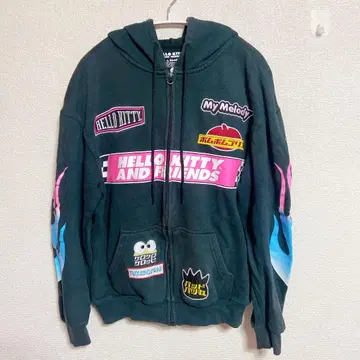 헬로키티 앤 프렌즈 후드티 M 사이즈 산리오