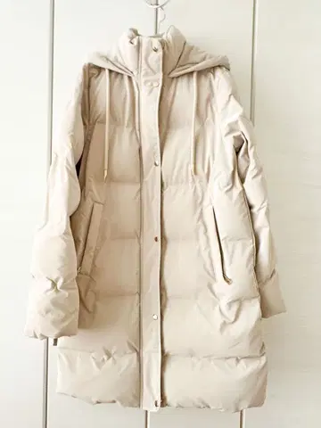 ZARA 충전솜 다운 코트 아이보리 XS