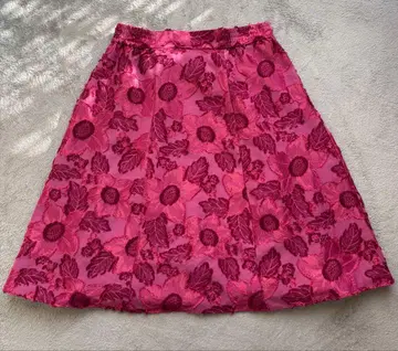 허벅지 착용 플러스 사이즈 새상품급 꽃무늬 스커트 CHUBBY CURVY