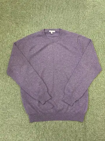 유니클로 캐시미어 100% 퍼플 크루넥 스웨터