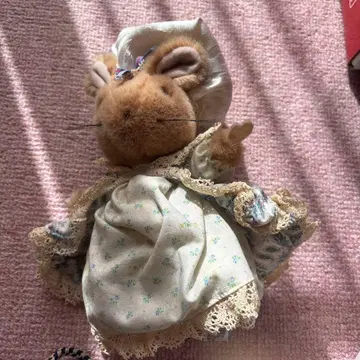 쥐 봉제 인형 드레스 포함