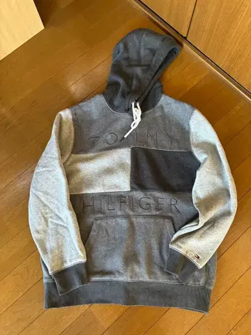 TOMMY HILFIGER 그레이 후드티