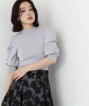 시어 슬릿 드레이프 슬리브 니트 free 사이즈