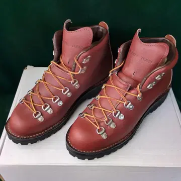 새상품 Danner 다너 마운틴 라이트 블랙 택 US 8 26 cm