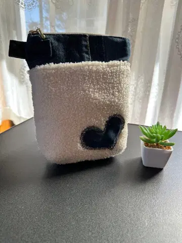 패치워크 디자인 숄더백