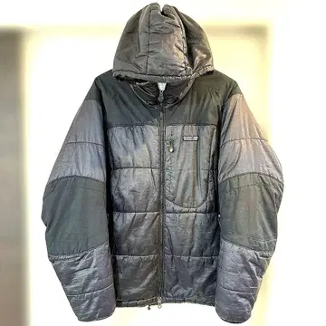 Patagonia 05년 스퍼 파카 M 블랙 이음매 블랙