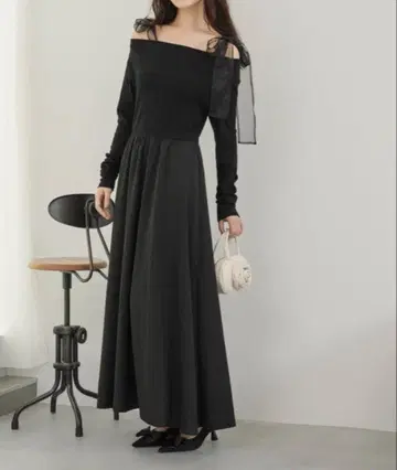 Birthayroom 블랙 오프숄더 원피스 프리 사이즈