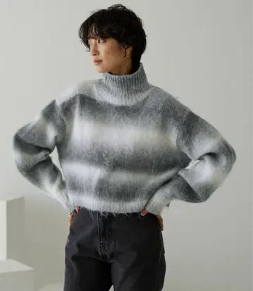 [ miette ] 하이넥 그라데이션 숏 니트