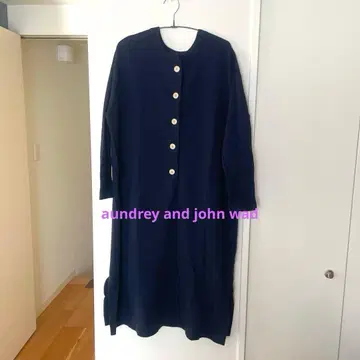 Audrey and John Wad 네이비 니트 원피스