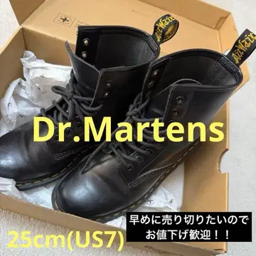 [ Dr.Martens 8홀 ] US7(25cm)