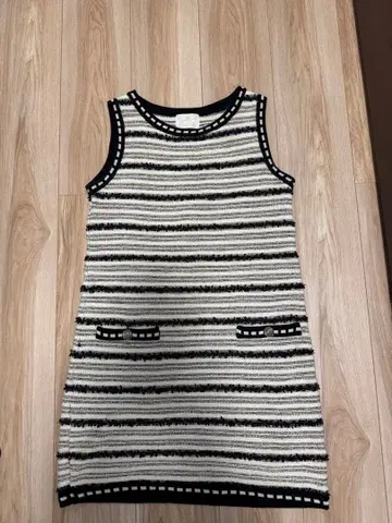 GRACE CONTINENTAL 스트라이프 패턴 슬리브리스 원피스