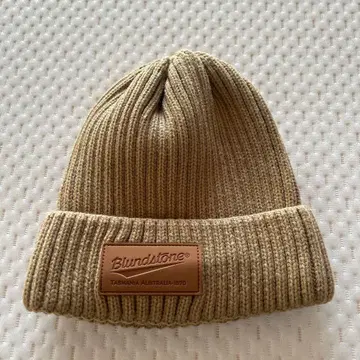 Blundstone 베이지 니트 모자