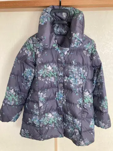 DoCLASSE 플라워 프린트 다운 자켓