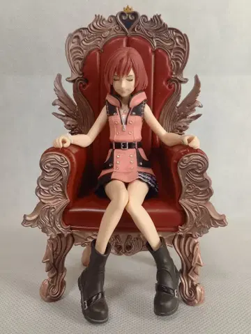 제일복권 B상 킹덤하츠 카이리 동상 피규어