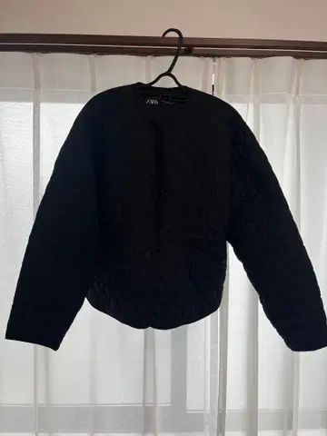 ZARA 하트형 퀼팅 자켓 블랙