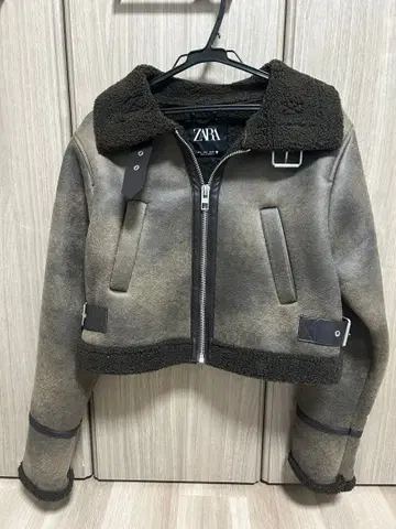 ZARA 숏 자켓 L 사이즈