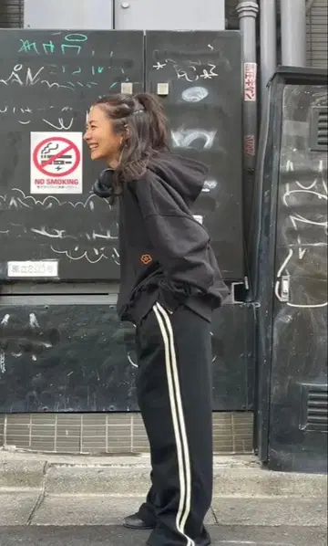 teen boop 블랙 원포인트 후드티