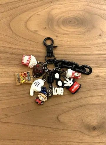 주렁주렁 키링 블랙 레드 화이트 미키