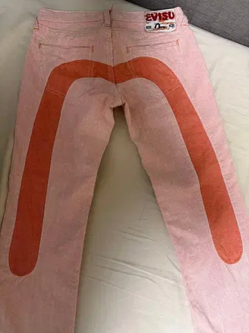 EVISU 핑크 데님 M자 자수