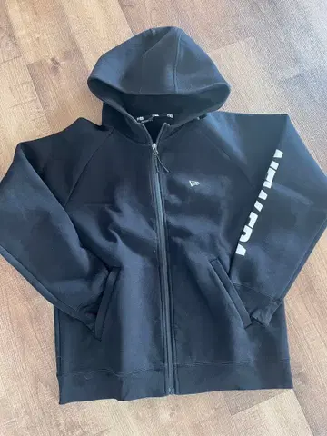 뉴에라 후드티 XL 블랙