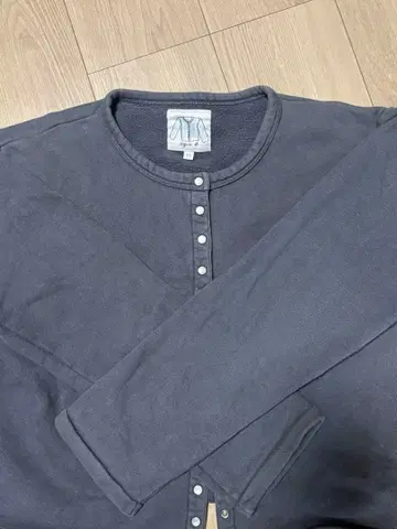 아네스베 다크 그레이 가디건 T2