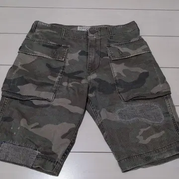AVIREX 카모플라쥬 데미지 숏팬츠 M 사이즈