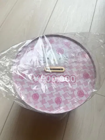 헬로키티 저금통 캔 핑크