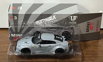 mini gt 1/64 GTR R35