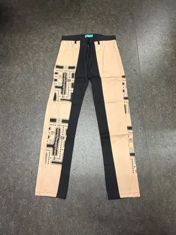 MARY JANE 팩맨 pacman 팬츠