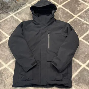 유니클로 하이브리드 다운 파카 블랙 XL 사이즈