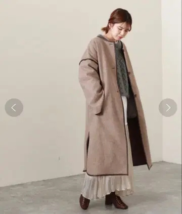 라이너 포함 파이핑 코트 Cheek