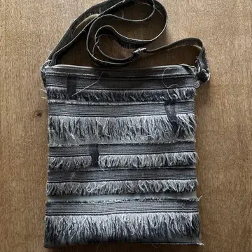 루이사 세베세 숄더백