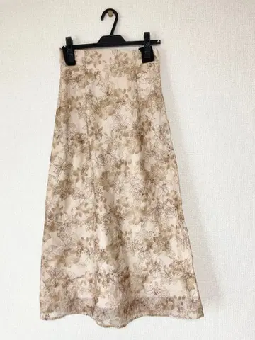 미사용 새상품 릴리 브라운 스커트