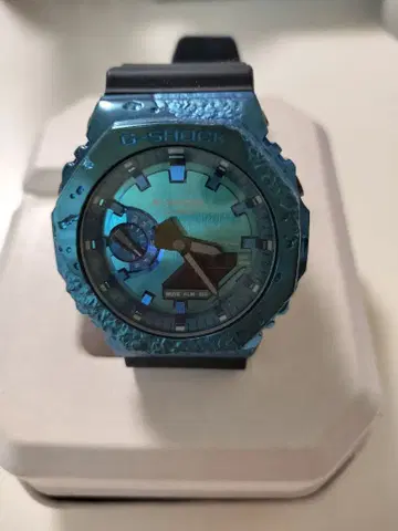 G-SHOCK 40주년 기념 모델 파랑
