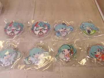 [배송비 포함 미개봉] 레이싱 미쿠 하츠네 미쿠 아크릴 키체인 8개