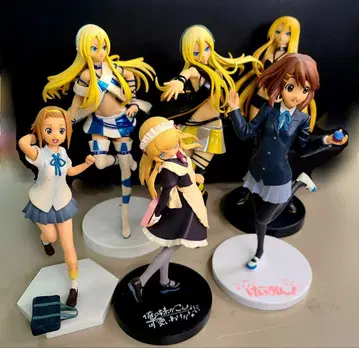 애니메이션 캐릭터 피규어 세트