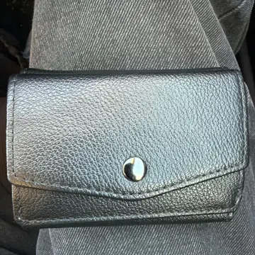 블랙 가죽 3단 폴더형 지갑