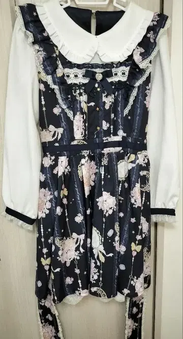 리즈리사 주얼리 패턴 원피스 네이비