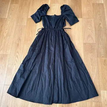 [인기] ZARA 롱 원피스 블랙 퍼프 소매 블랙 M