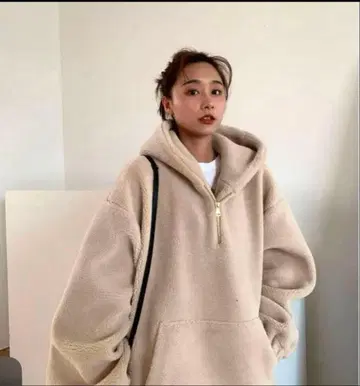 버쓰데이 바쉬 보아 후드티