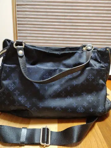 russet 네이비 나일론 숄더백 새상품급